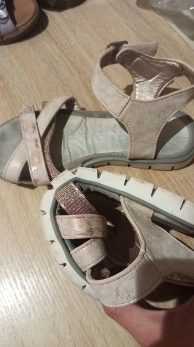 Sandałki letnie dla dziewczynki rozm 33