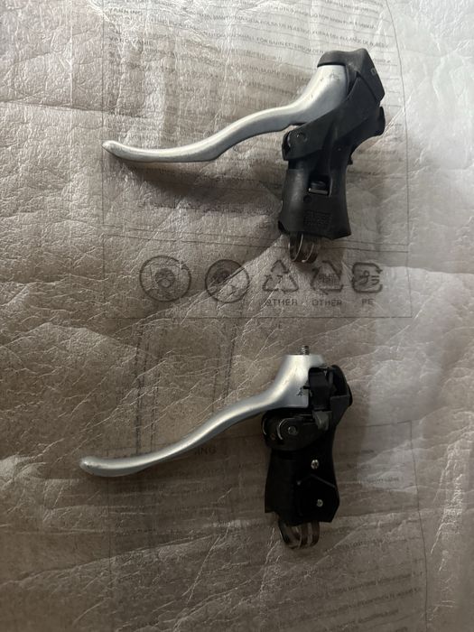 Manetes de travoes marca shimano