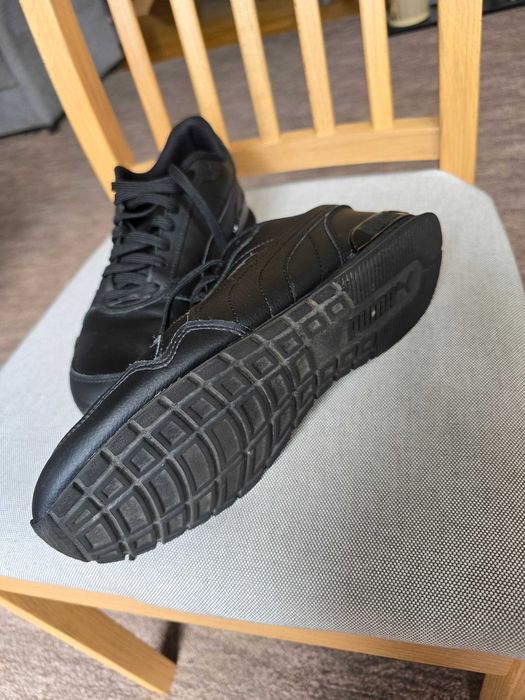 Buty skórzane PUMA ST Runner v3 używane