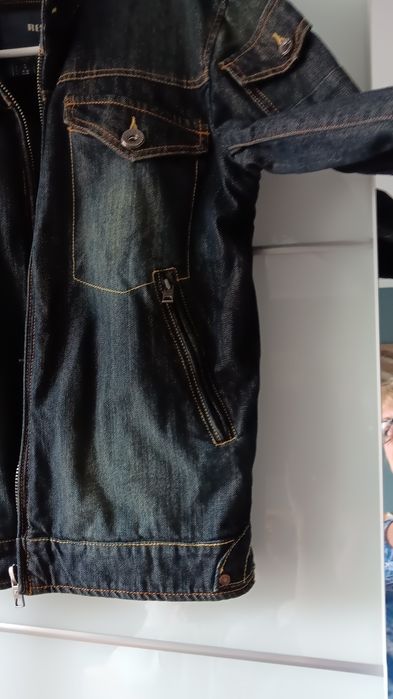 Ładna kurtka dżinsowa Reserved r.S