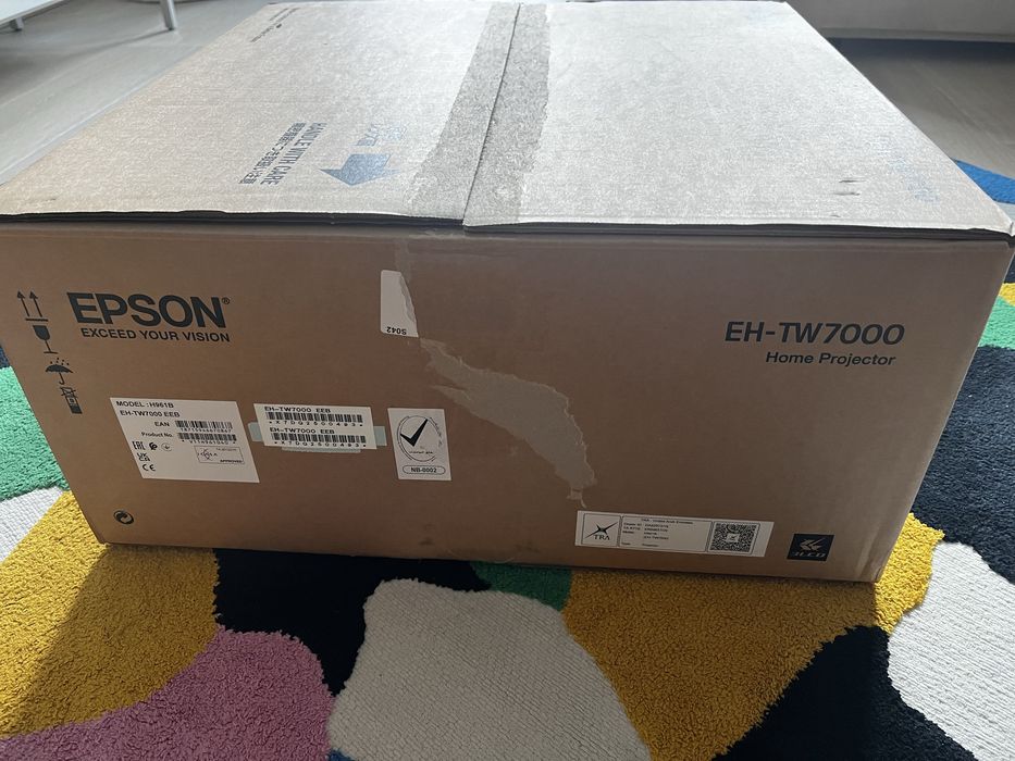 Projektor Epson EH-TW7000