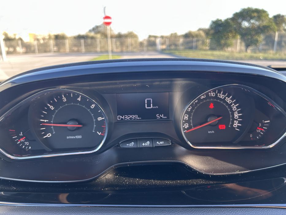 Peugeot 208 1.2 Vti