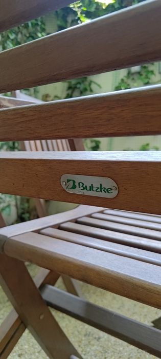 2 cadeiras de exterior e mesa dobráveis