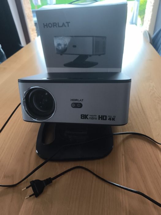 Projektor Kinowy HORLAT T SERIES NATIVE 1080P, 35000 LUMENÓW ANDROID 11  obsługa 4k/8k