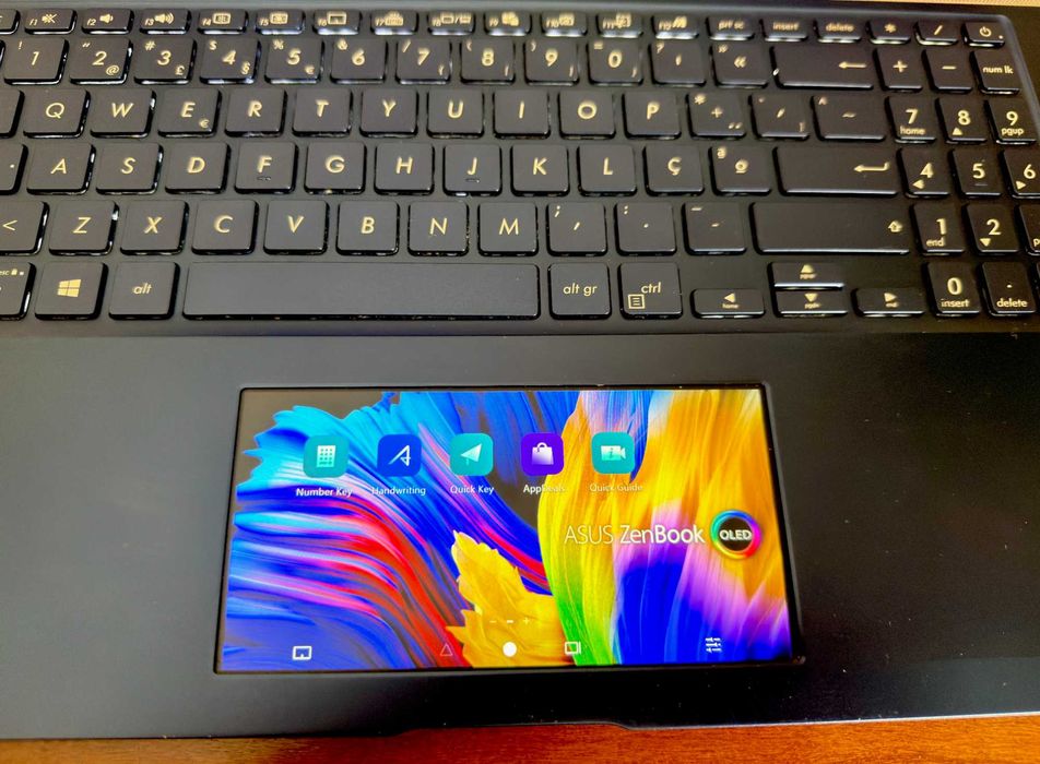 Asus ZenBook UX534FTC|15.6"FulHD|i7-10510u|16G Ram|Ssd 1Tb|GTX1650 4Gb