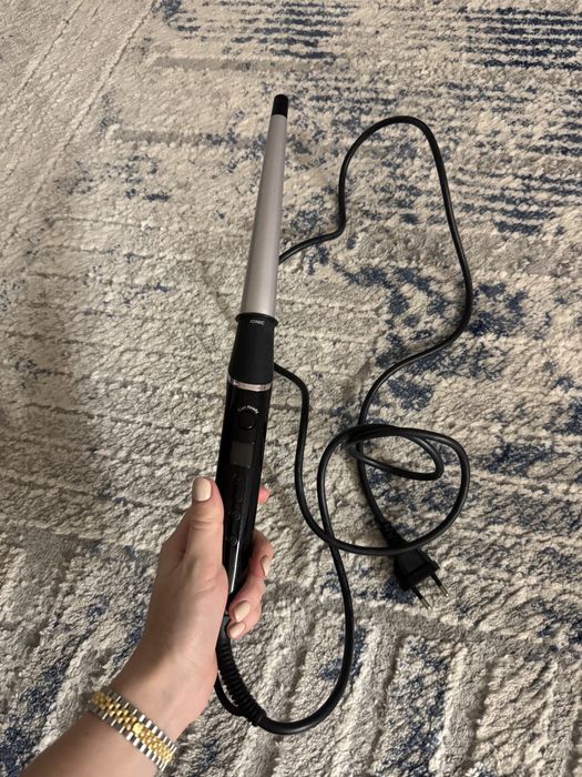 Конусна плойка Philips StyleCare BHB872/00