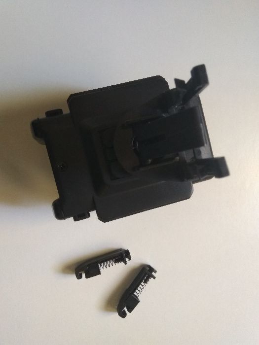 Suporte universal p/ smartphone ou GPS da marca Tn'B - COMO NOVO!