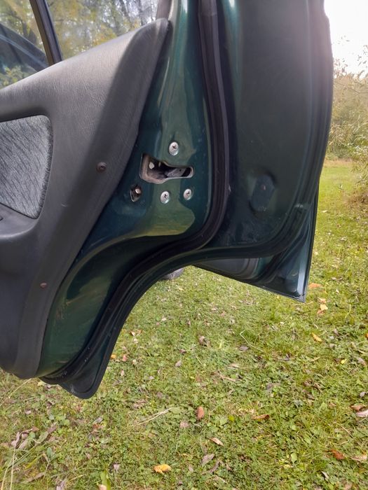 Продам авто Nissan