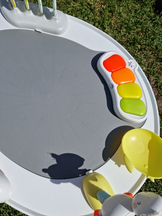 SKIP HOP Centro Actividades 3 stages