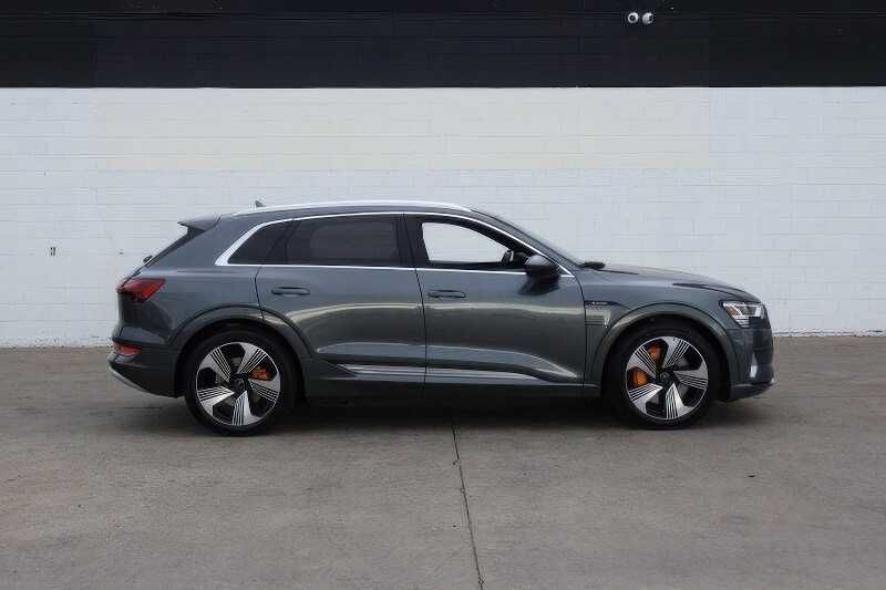 2019 Audi e-tron quattro Prestige