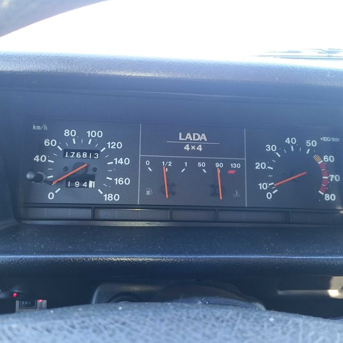Продам ВАЗ-21214 Нива