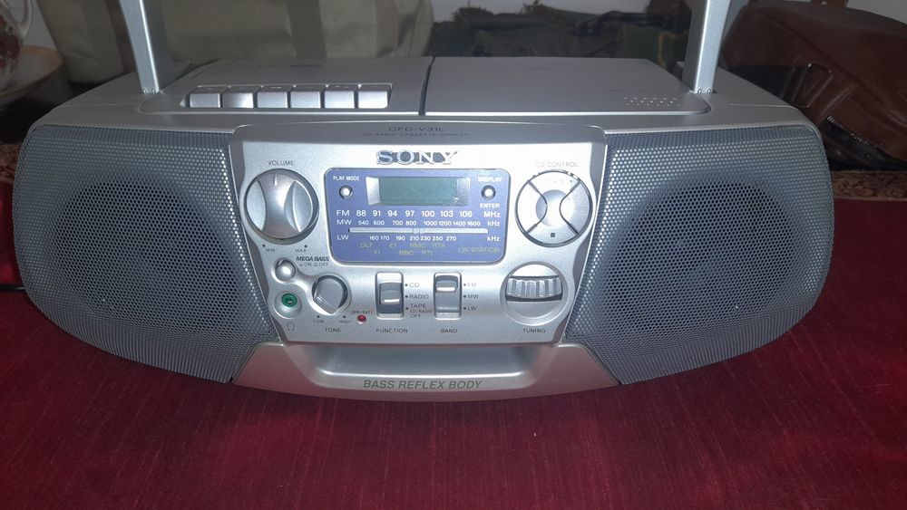 Rádio Sony vintage