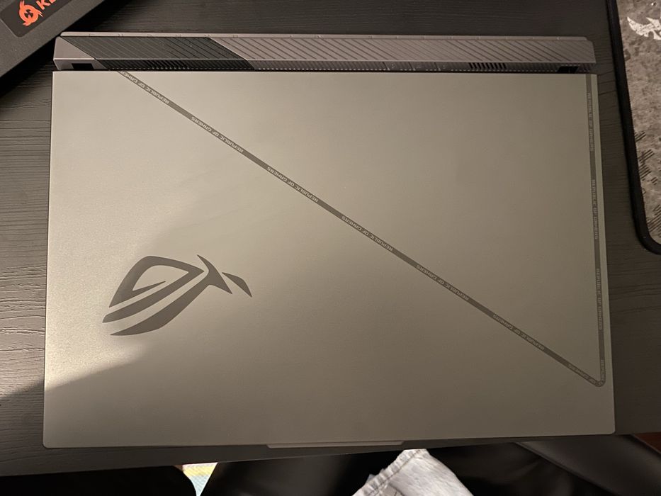 ASUS ROG Strix G16 | i7-13650HX | RTX 4060 | 16GB RAM | 165Hz