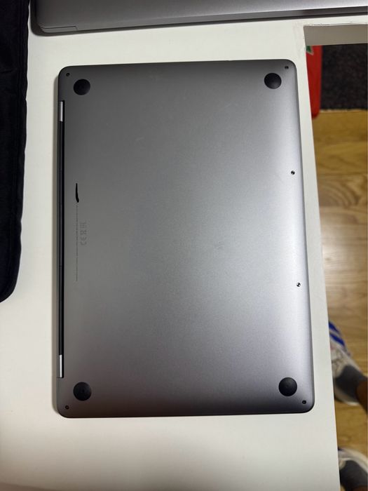 Macbook Pro M1 - Peças