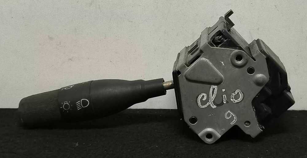 Manípulo de Luzes Renault Clio