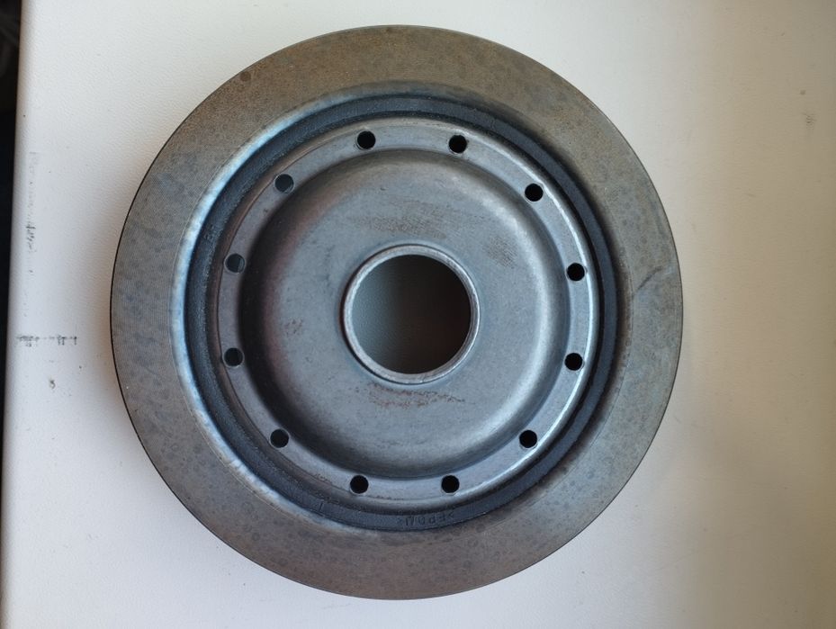 Шків колінвалу Renault 8200392683