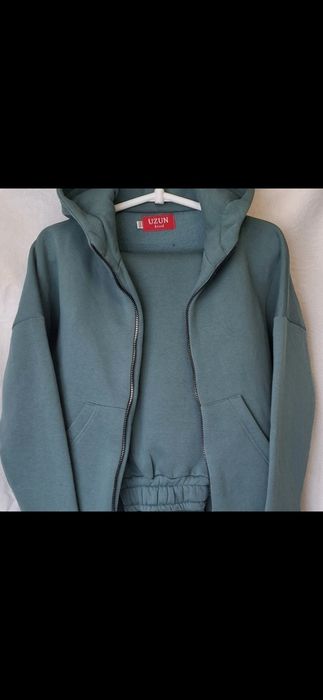 Жіночий теплий костюм, розмір 46