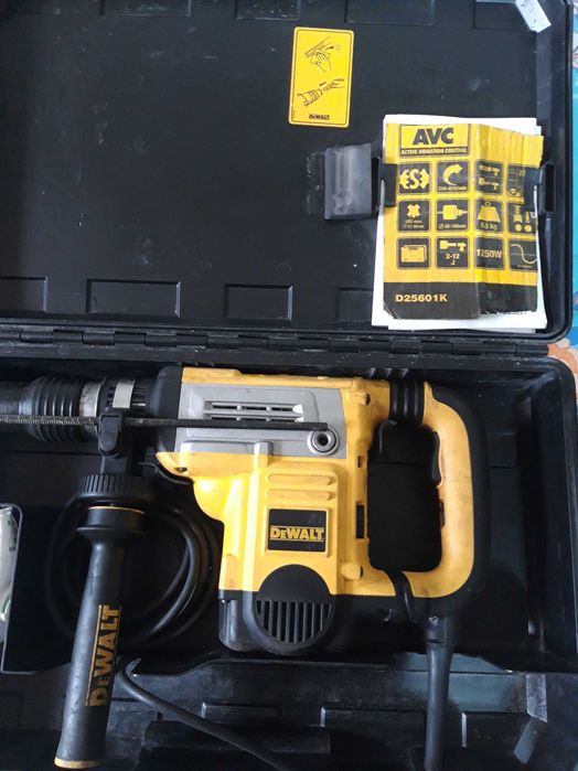 Młotowiertarka De Walt D25601 QS  + wiertła