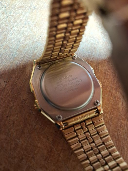 Часы Casio, рабочие