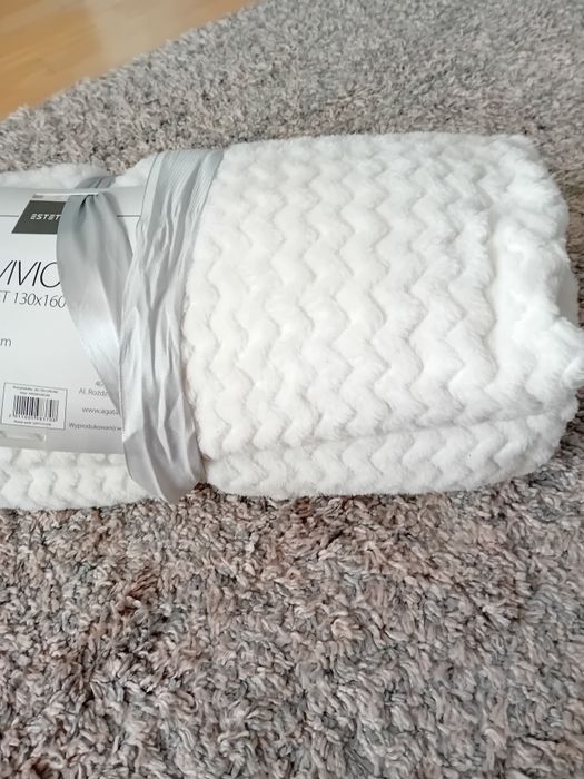 Puszysty miękki gruby koc narzuta Nowe