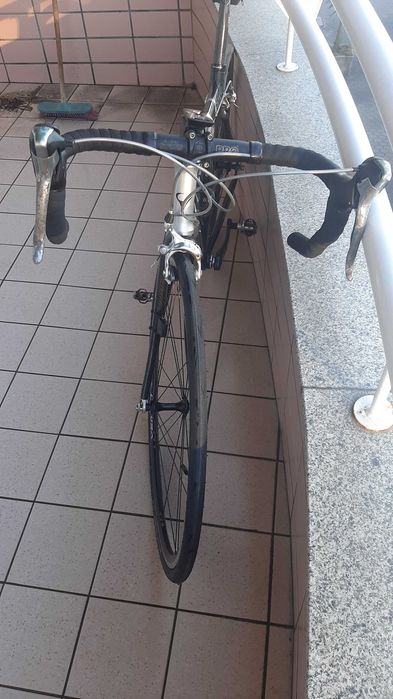 Bicicleta de estrada usada