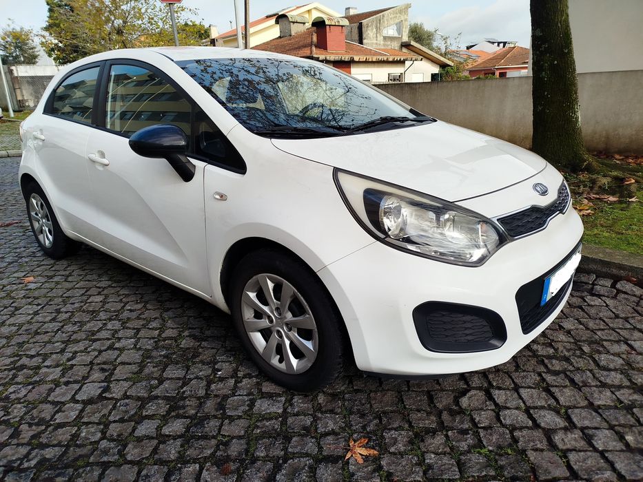 Rio 1.1 crdi 5 lugares ac troca