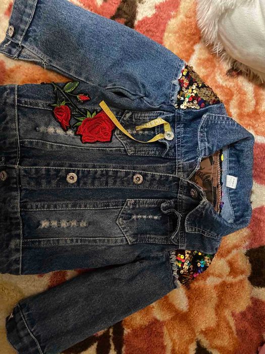 Джинсова куртка для дівчаток