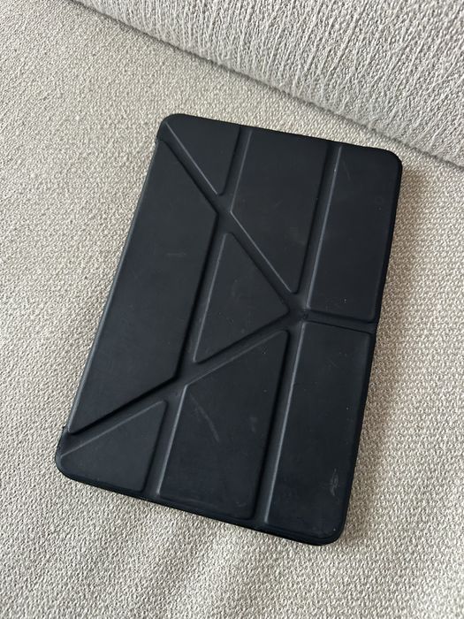 iPad mini 4 with case460149964396963842