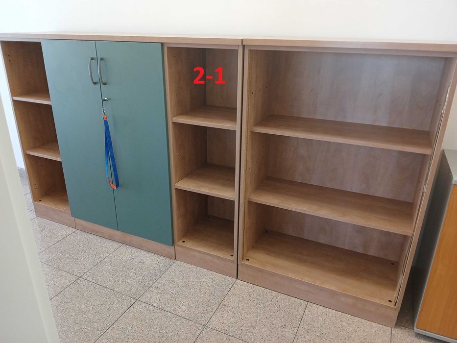 Meble biurowe - biurka, kontenery, komody