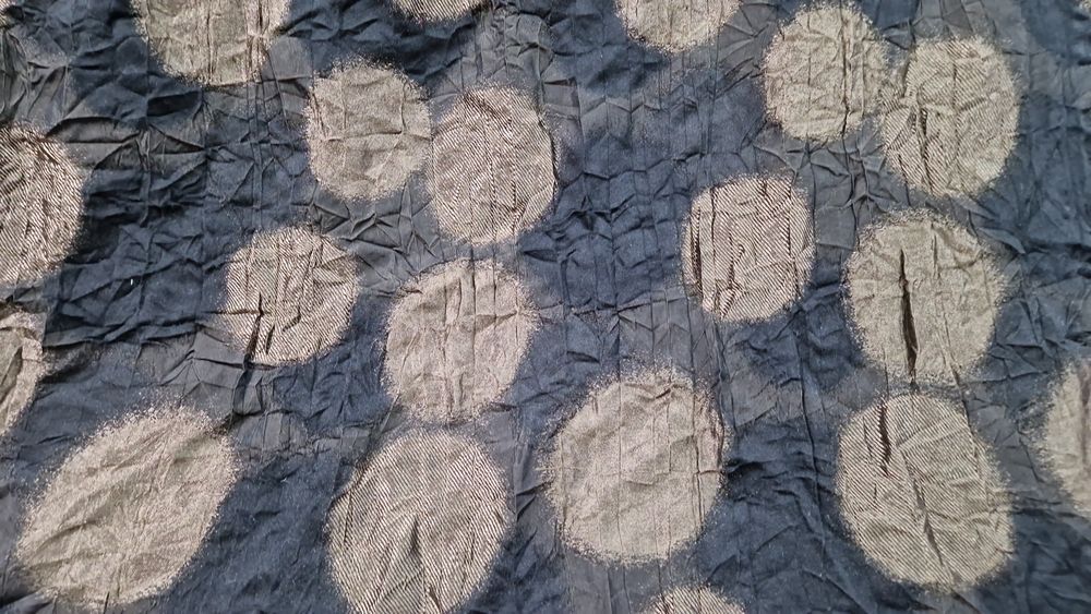 Tkanina czarno-beż szer.140 cm.