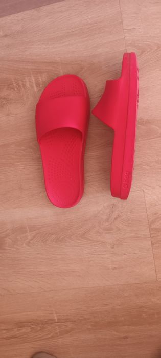 Chinelos vermelhos " o bag"