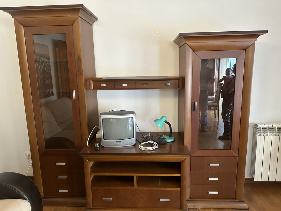 Móvel de Sala Cerejeira (madeira maciça)
