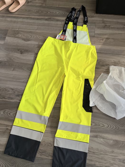 Wodery spodnie nowe . Firmy lyngsoe Rainwear xl