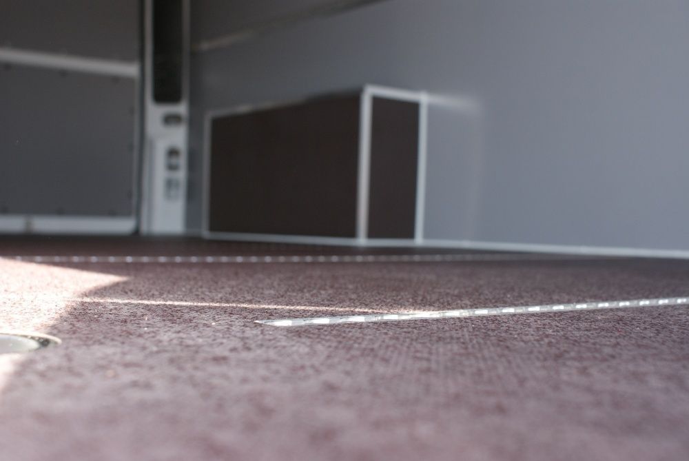 Listwa podłogowa airline do zabudowy busa