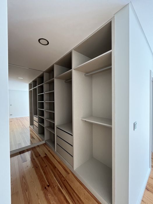 Apartamento de Luxo T4-Arrendo