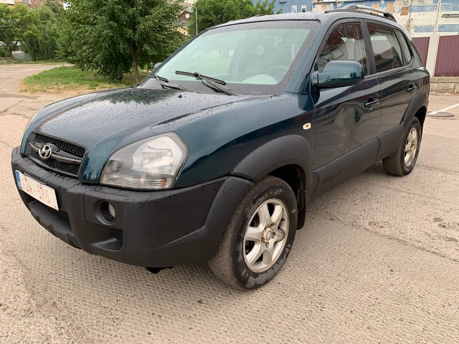 Hundai Tucson (Хюндай Тюксон)2.0 Дизель Механіка 2005 рік Повний привід