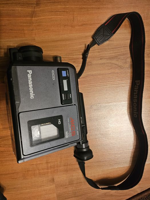 Kamera analogowa Panasonic mc5 vhsc NV – mc5eg retro vintage