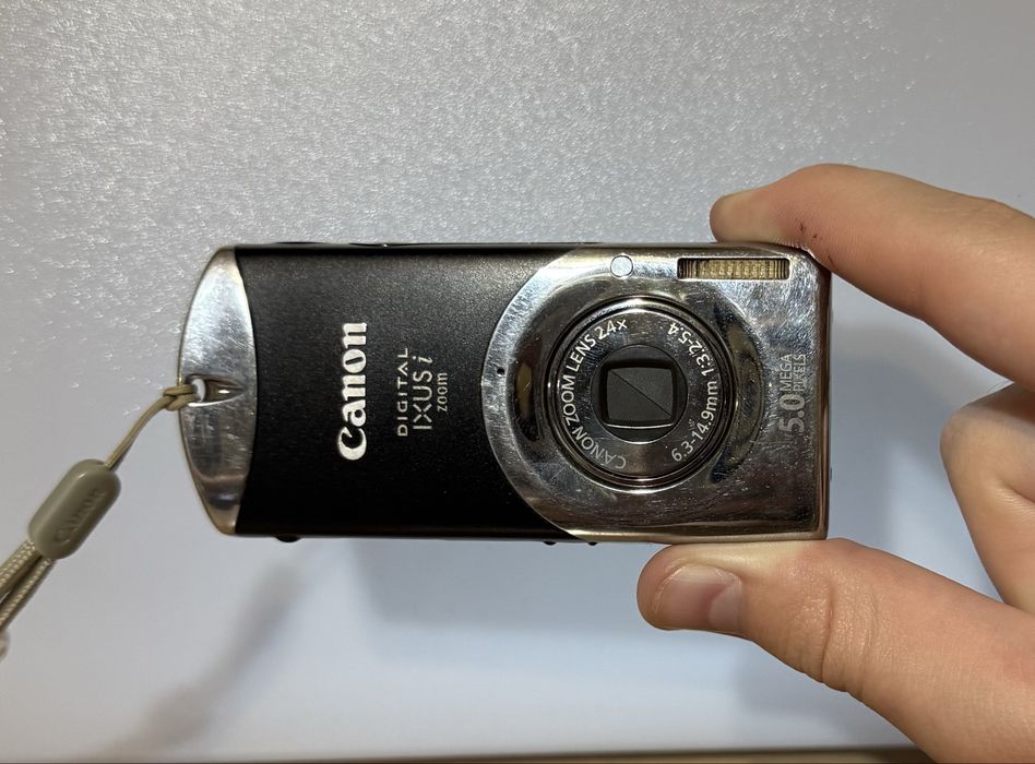 Canon Digital IXUS i Zoom фотоаппарат / камера / мыльница