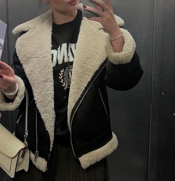 Чорна дублянка mango, mng