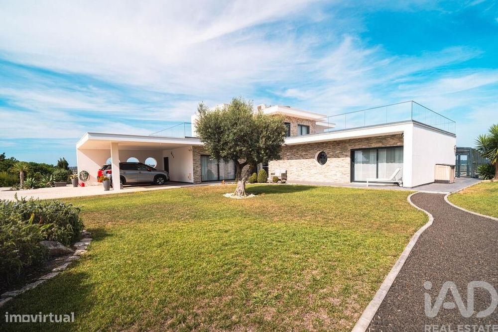 Casa / Villa T5 em Vermelha de 301,00 m2