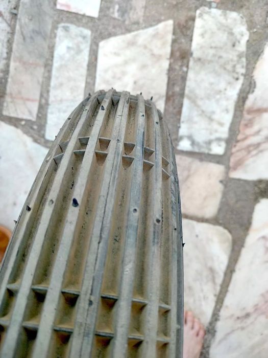 Roda Jawa 16" + Pneu Clássico Mabor General 3.25-16