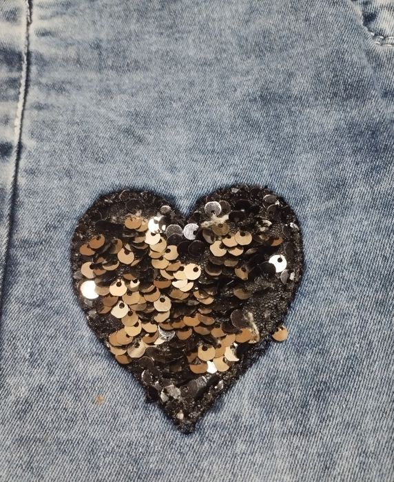 Продам джинси б/у