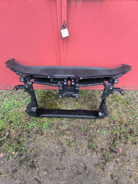 Панель передня Passat cc 13- телевізор  пасат сс рестайл 3C8805588L