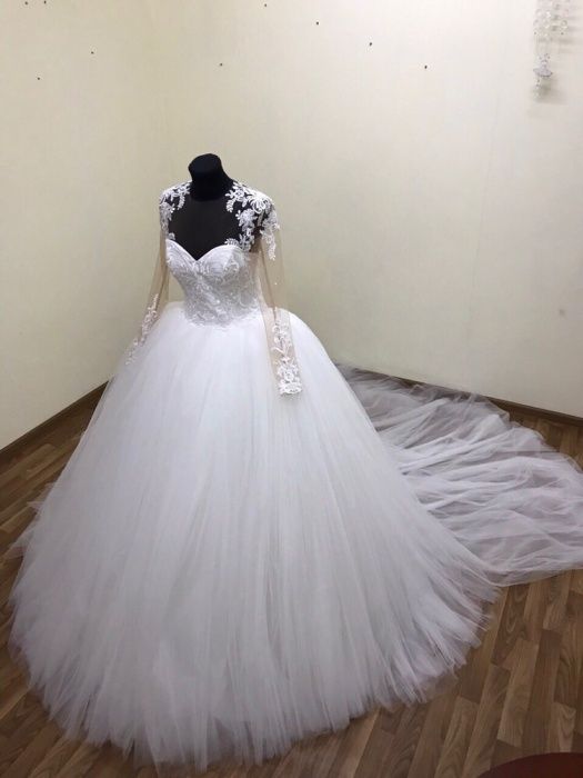 Весільне плаття