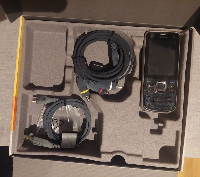 Nokia 6220 Clássico