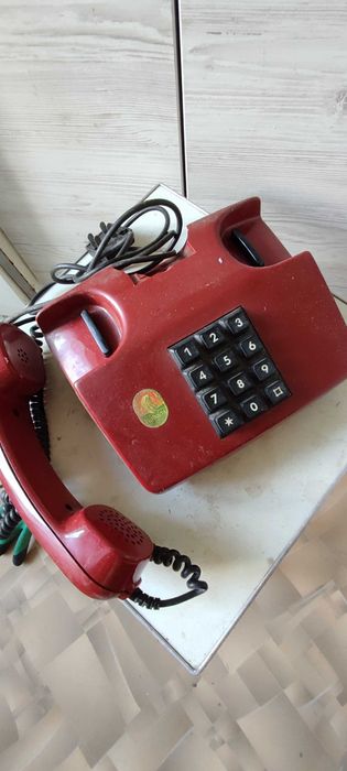 Телефон стаціонарний FeTap 751 з кнопочним набиранням