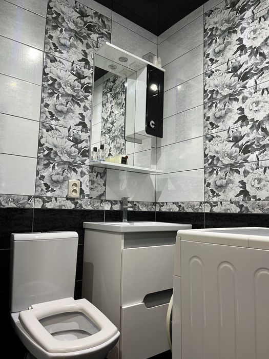 Сдам  1 квартиру по суточно  свет круглосуточно 2+1