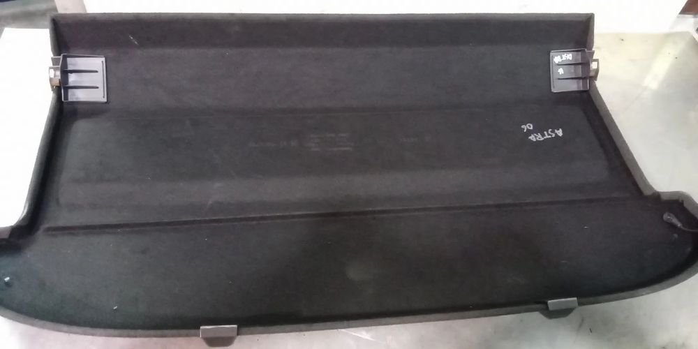 CHAPELEIRA / TAMPO DA MALA OPEL ASTRA H 04-09