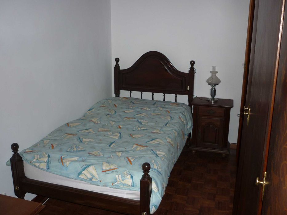 Quarto para arrendar a estudante no Dafundo