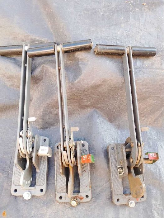 Привод ПР - 17 для выключателей нагрузки ВН - 17 ВНП - 16 (17)